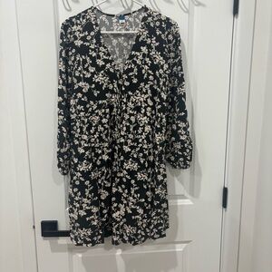 Old Navy Black and White Floral Dress